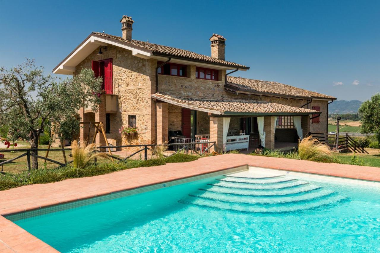 Bed and Breakfast Il Barbagianni Montepescali Экстерьер фото