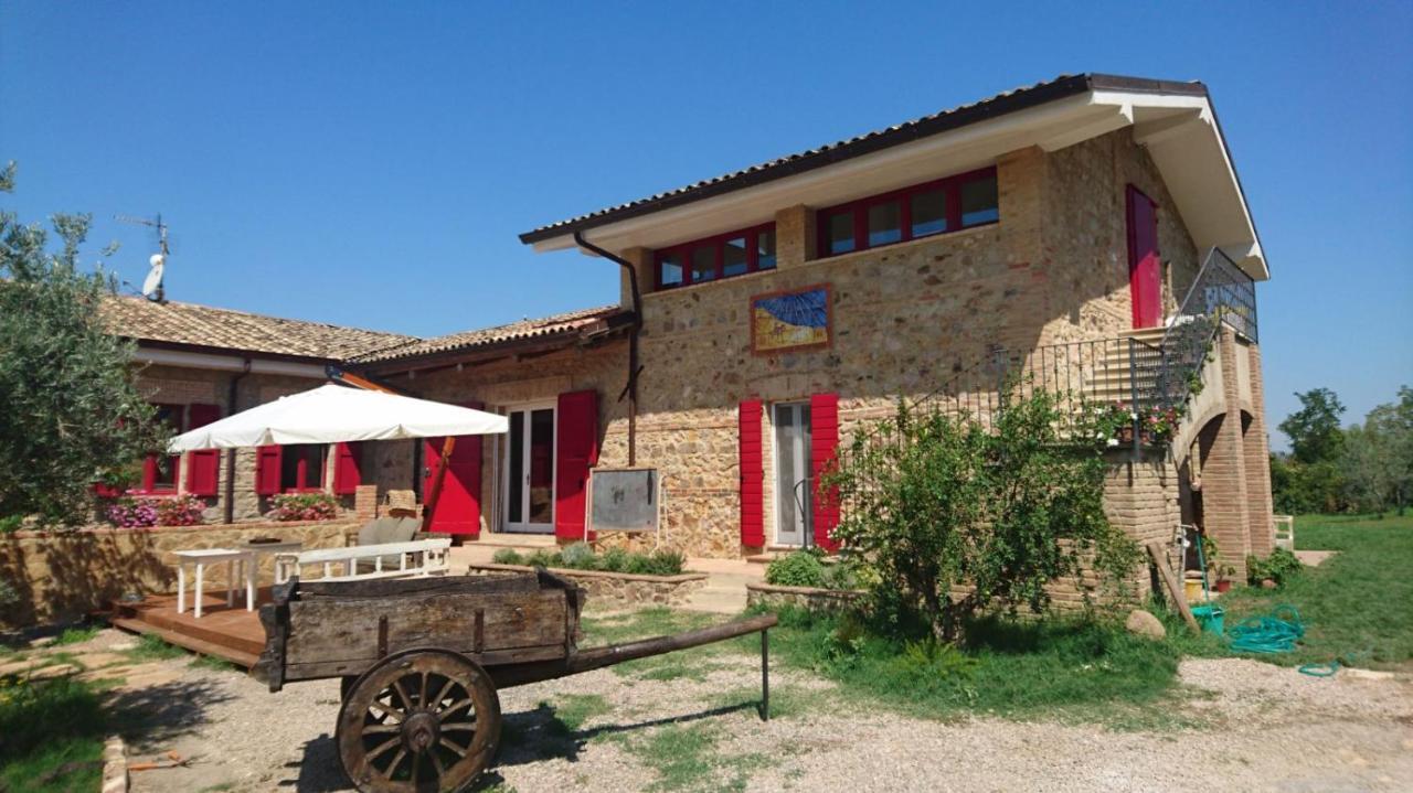 Bed and Breakfast Il Barbagianni Montepescali Экстерьер фото